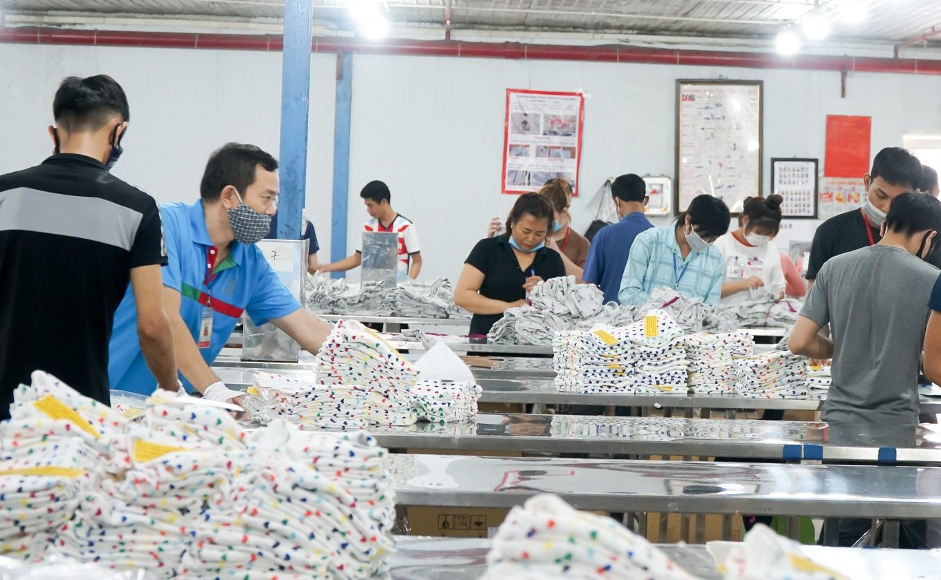 Sản xuất hàng may mặc